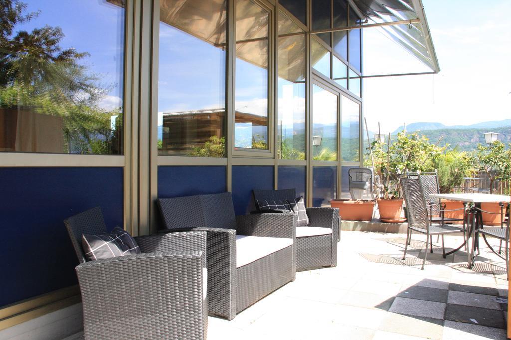 Residence La Terrazza Caldaro Buitenkant foto