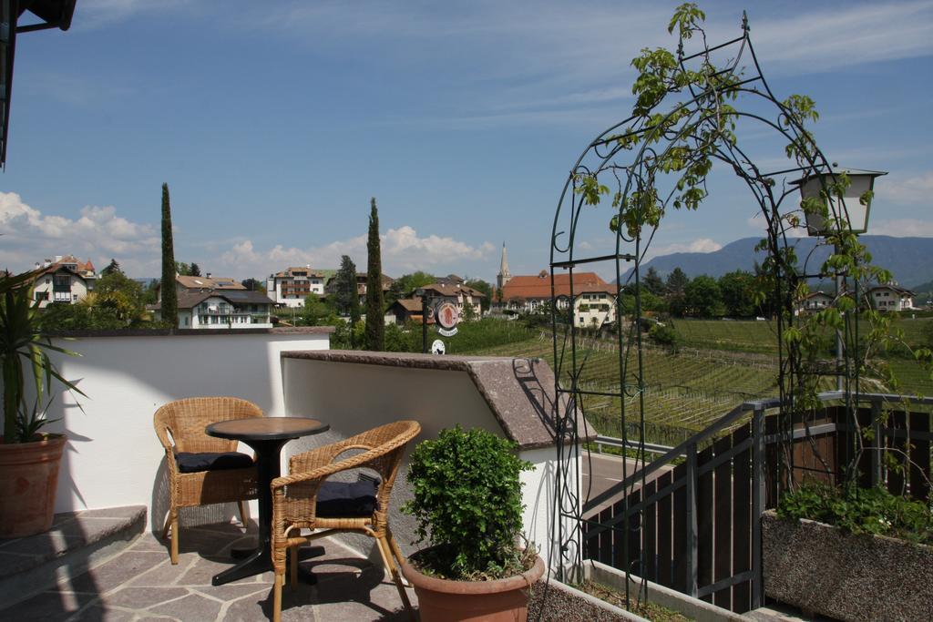Residence La Terrazza Caldaro Buitenkant foto
